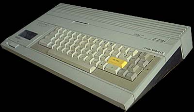 Le TO7/70 à clavier mécanique, bien plus agréable à utiliser.